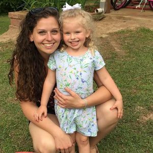 Meet your Posher, Kayla